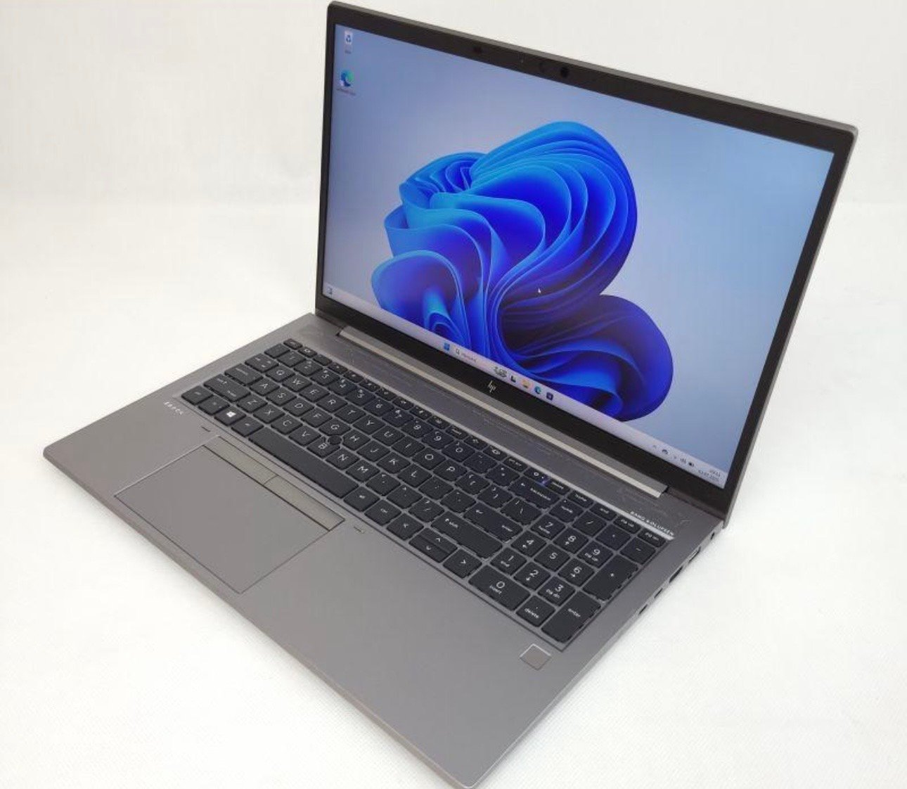 HP ZBook Firefly G8 Intel Core i7-1185G7 (11th Gen) - Image 4